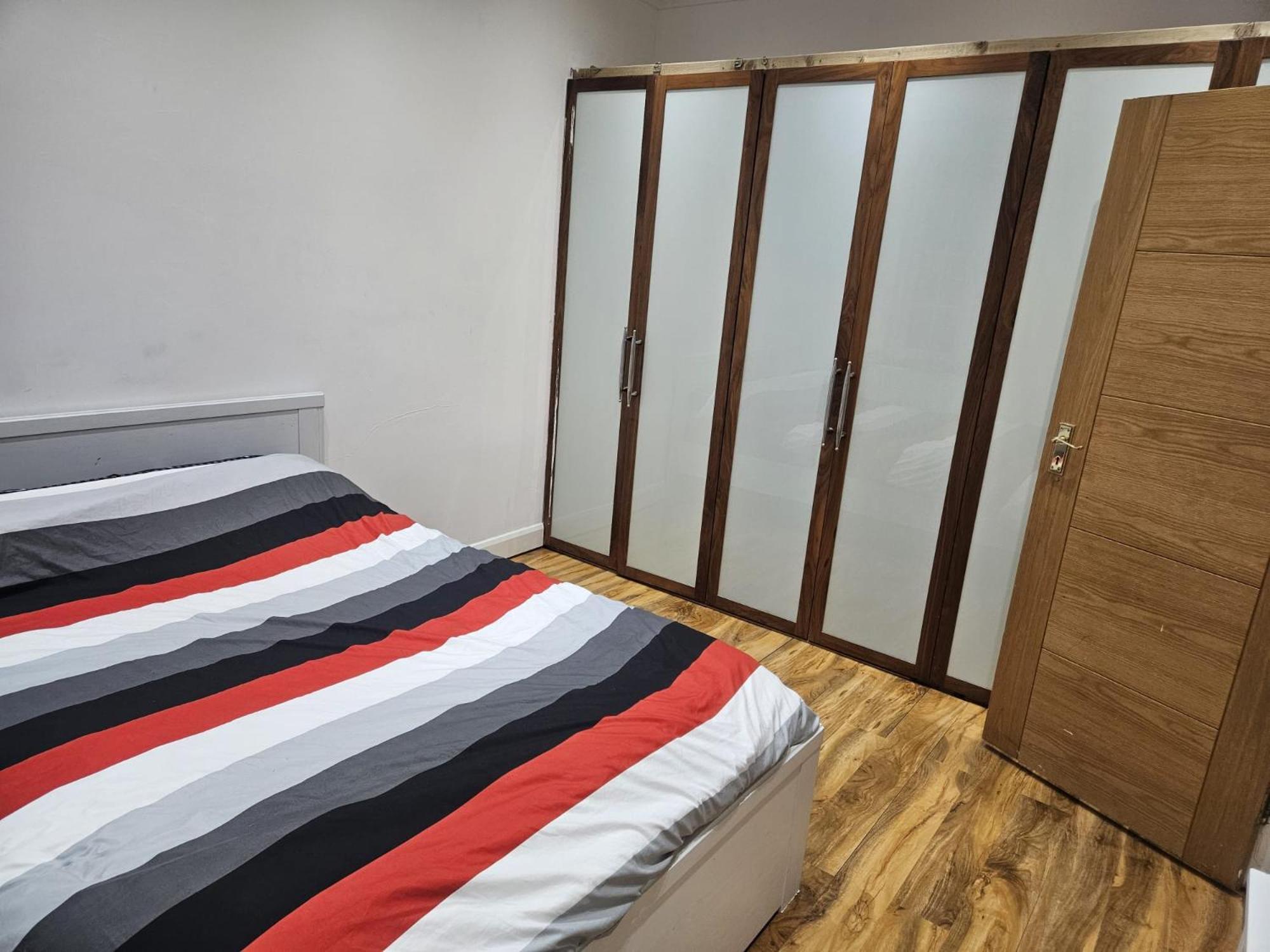 2 Bedroom Flat - Travel Direct To Heathrow/Central London Kültér fotó