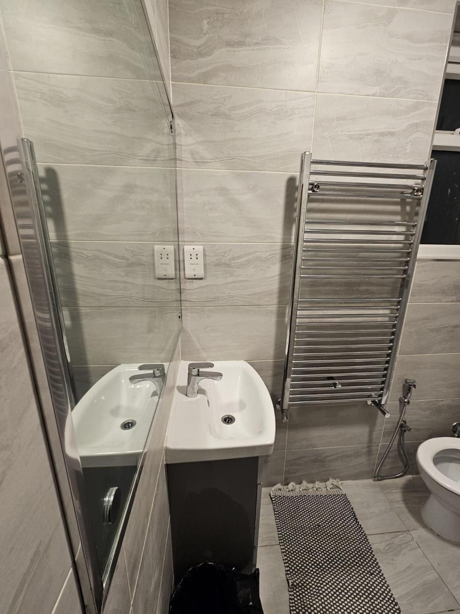2 Bedroom Flat - Travel Direct To Heathrow/Central London Kültér fotó